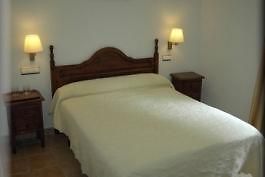Hostal Padrino Almoguera Номер фото